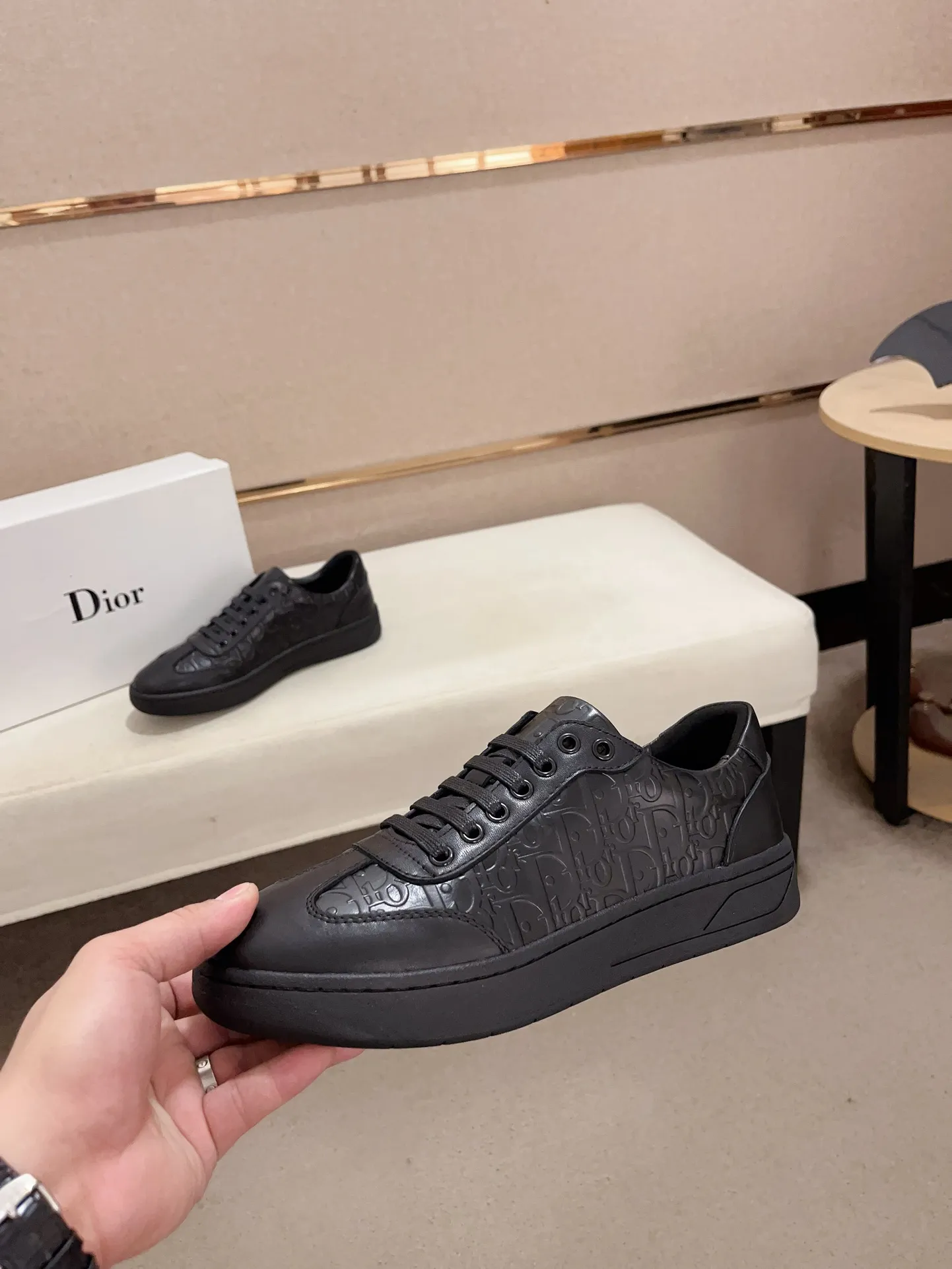 Men's shoes 💰: 400💰 [Dior·Dior] New casual sports style men's shoes, new spring and summer design, perfect workmanship, lace-up lazy style to create wardrobe quality, upper: imported first-layer cowhide, sheepskin lining is soft and comfortable, ultra-light TPU wear-resistant outsole, simple, versatile fashion men's shoes, excellent color code number 38--44 (45 is custom-made and non-returnable